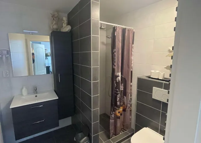 Samos Babbis Guest house Heerlen